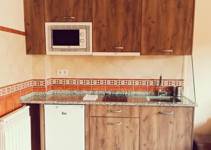 Rosales De Isabel Lantställe